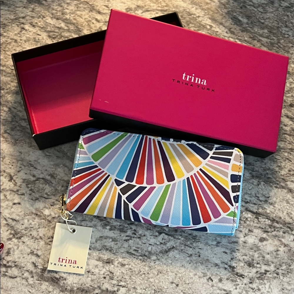 Trina Turk Multicolor Geometric Wallet in Gift Box NWT
